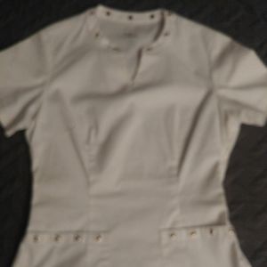 Jaanuu top scrubs